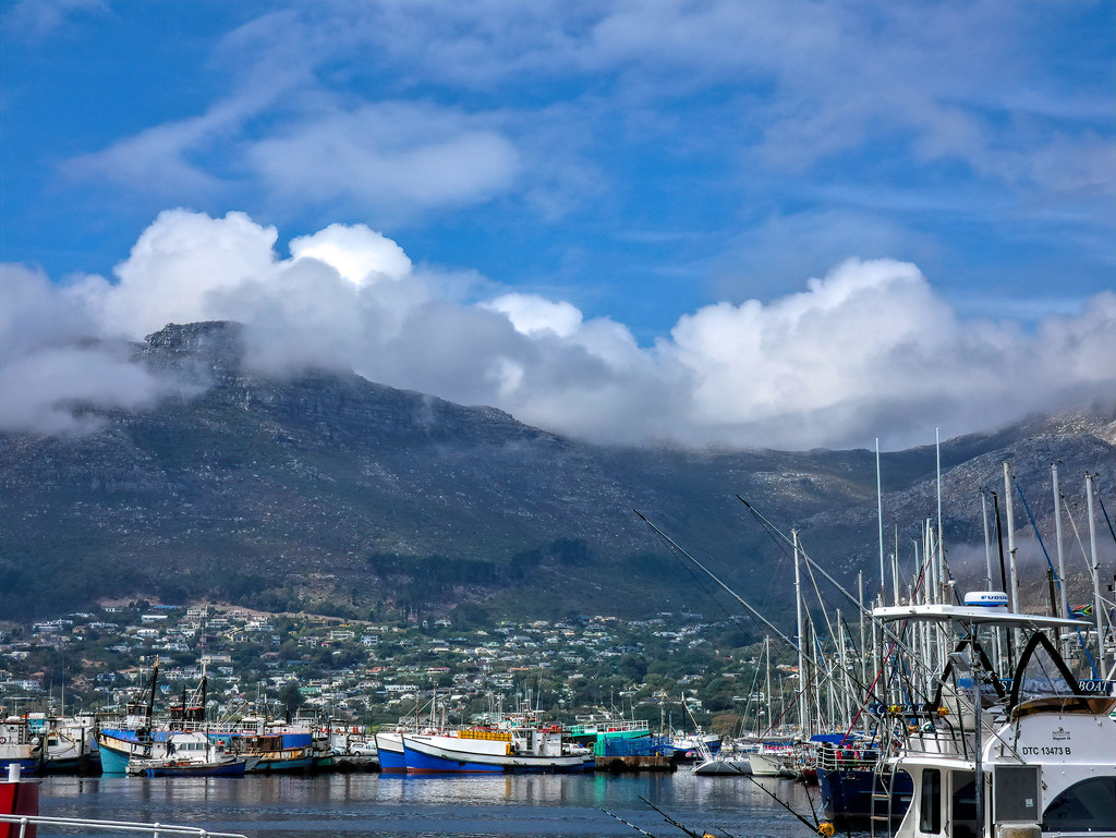 Across part of Hout Bay-harbour by ludwigsdiana