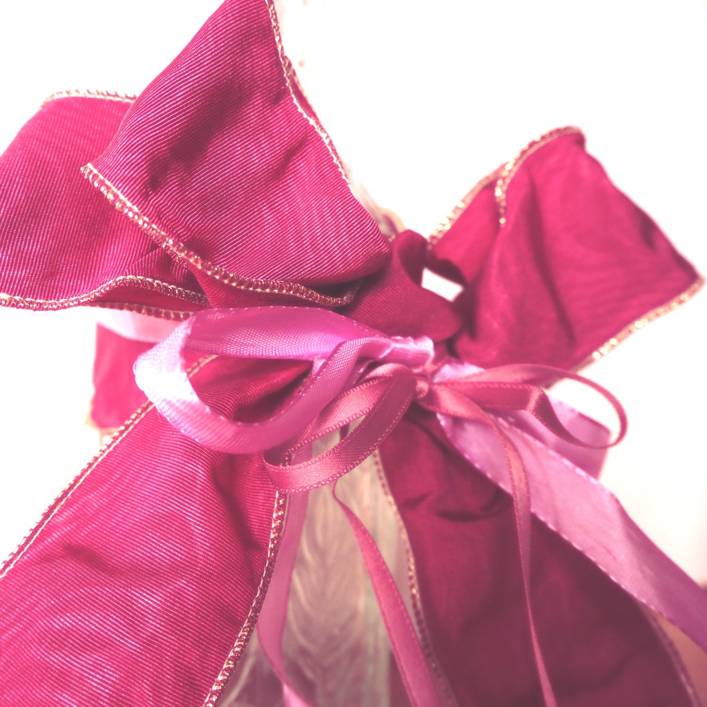 Pink ribbons by jacqbb