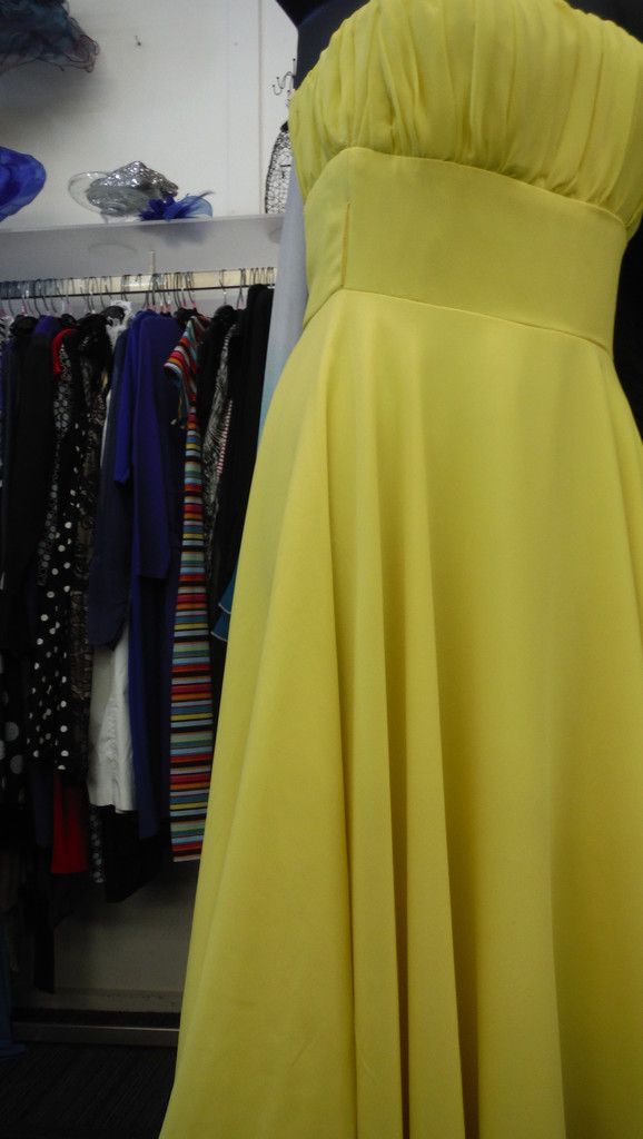 Yellow Dress by spanishliz