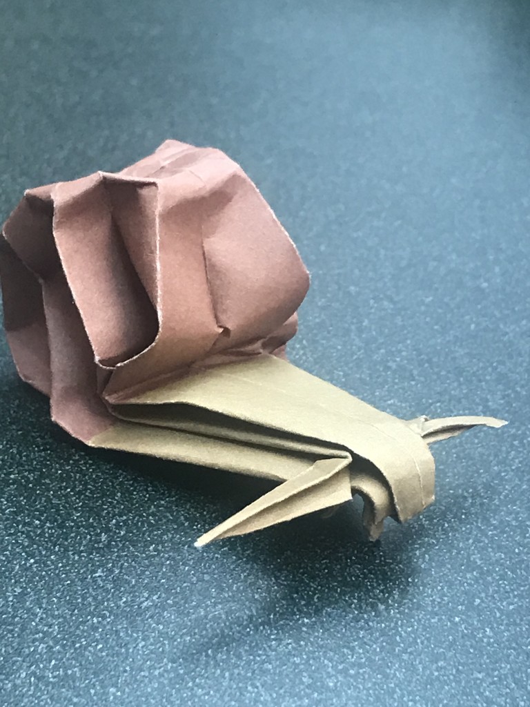 Escargot: Origami  by jnadonza