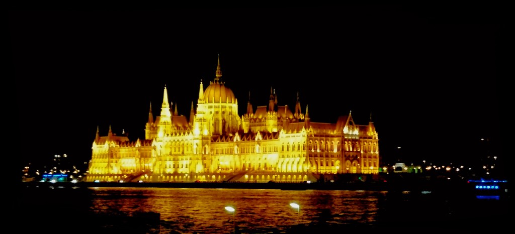 Budapest Parliament Building by carolmw