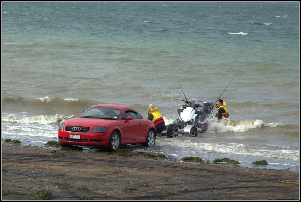 Salt water vs car by dide