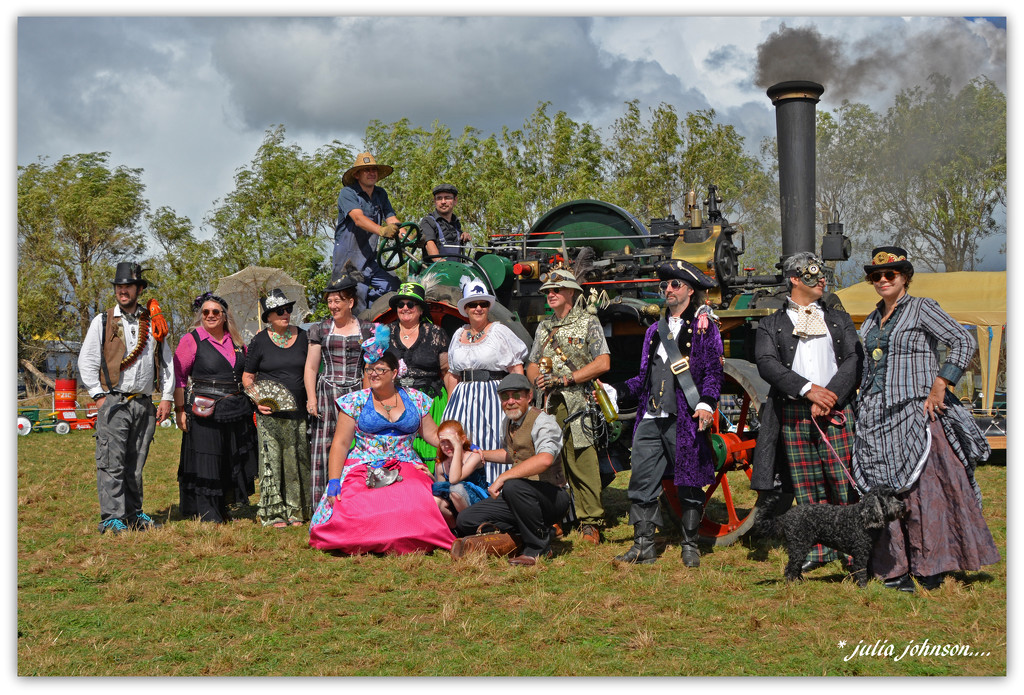 Steampunkers Day Out .. by julzmaioro
