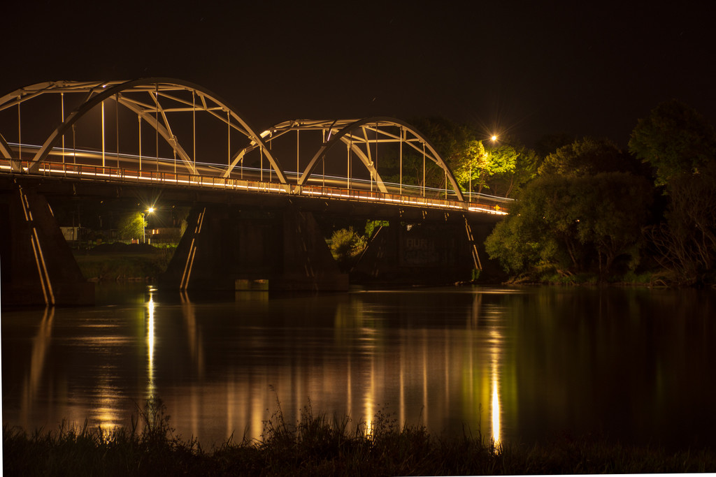 Tainui Bridge at Night by nickspicsnz