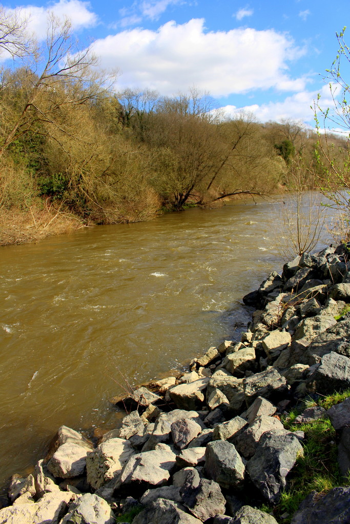 Rushing river Severn by boxplayer