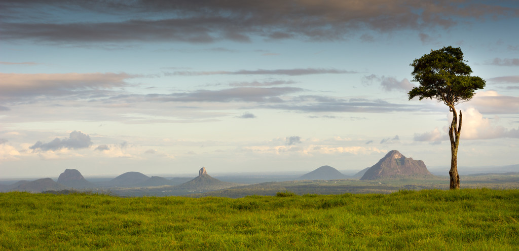 Glasshouse mountains by spanner