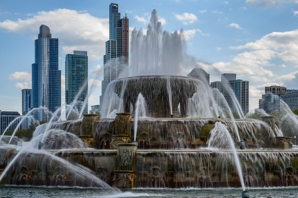Opening Day at Buckingham Fountain by taffy