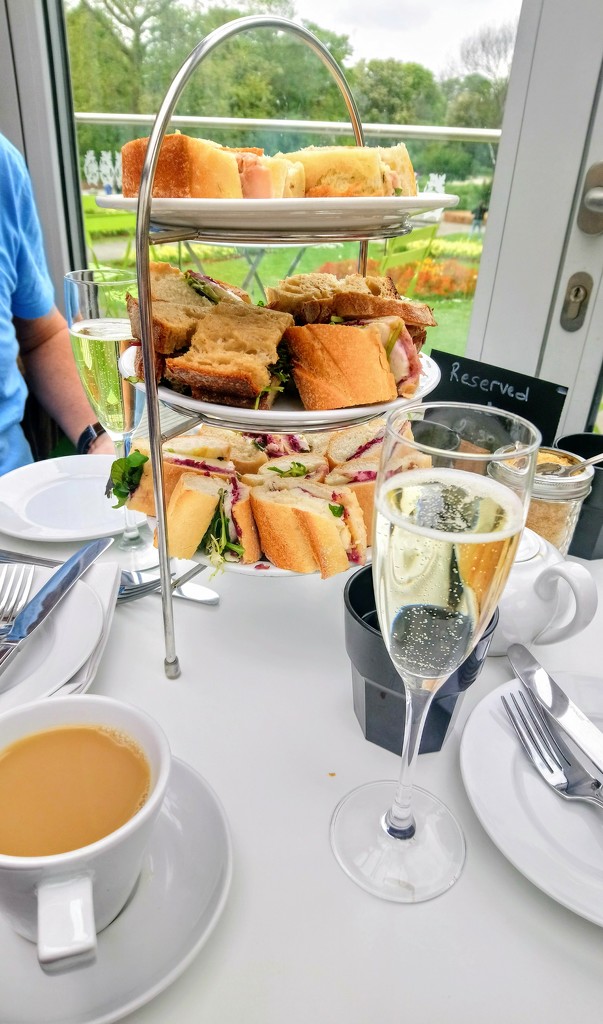 Prosecco afternoon tea at the William Morris Gallery by boxplayer