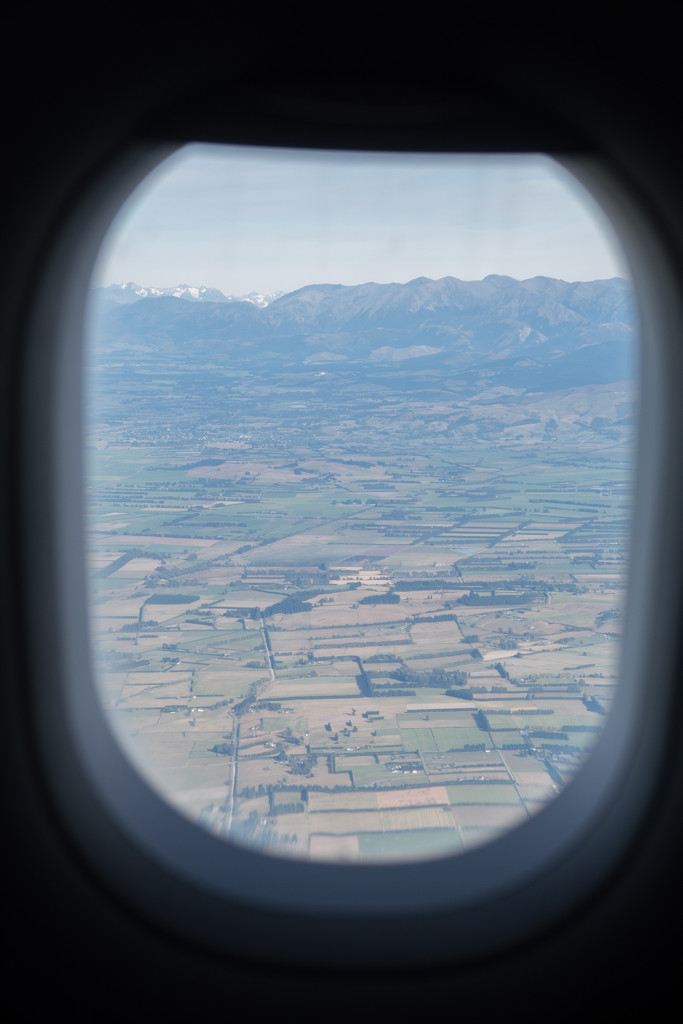 Flying into Christchurch by creative_shots