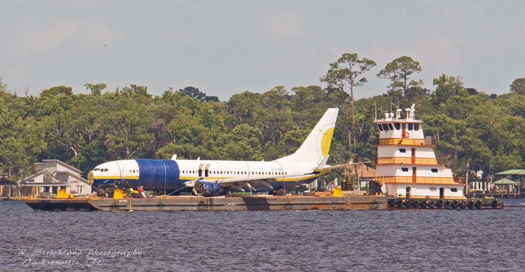 Plane Transport Down the St John's River! by rickster549