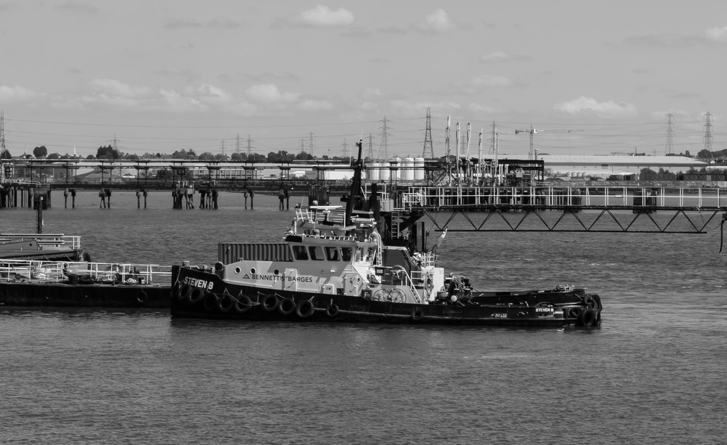 Thames barge by peadar