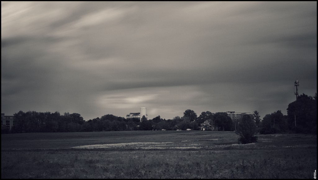 Cloudy Evening  by ramr