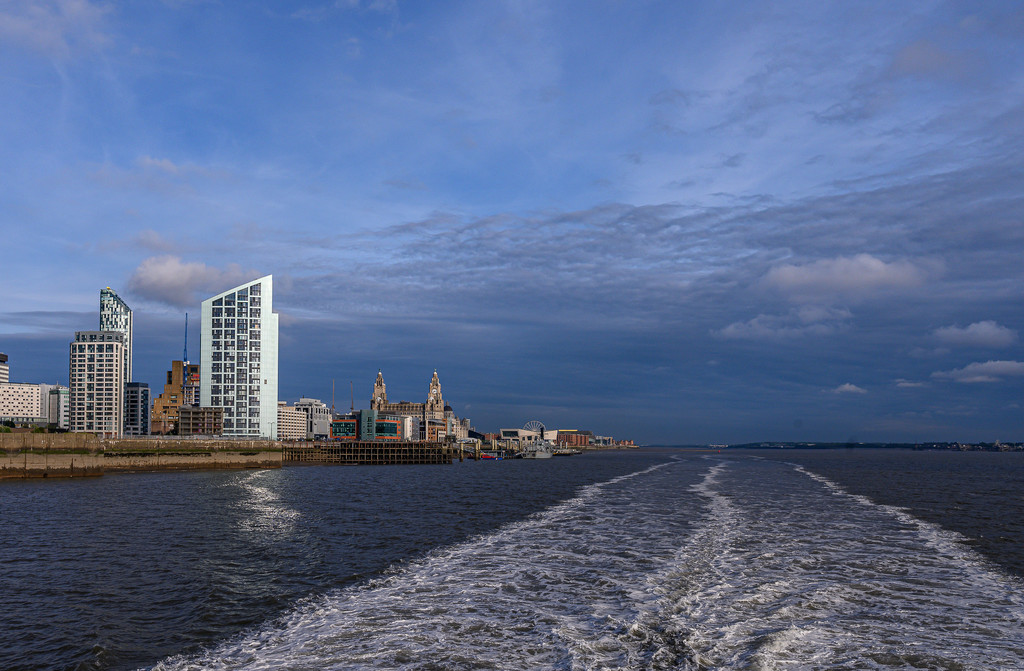 Leaving Liverpool by inthecloud5