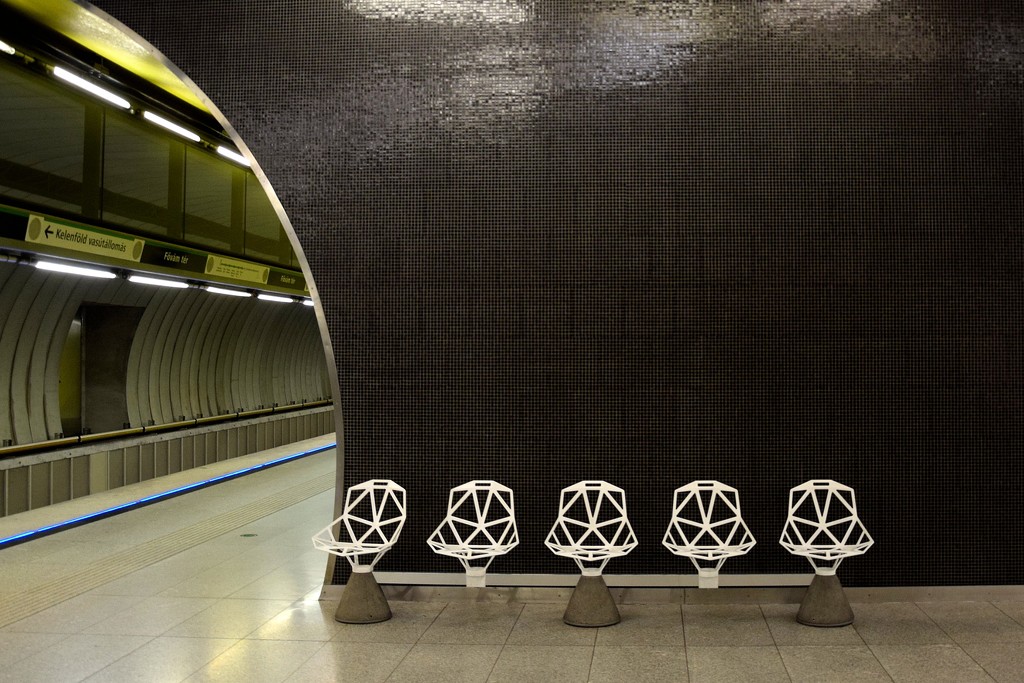 Metro station by kork