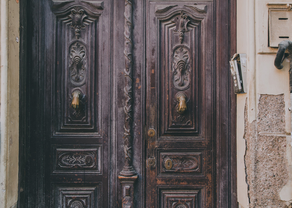 Oh the doors of Malaga by brigette