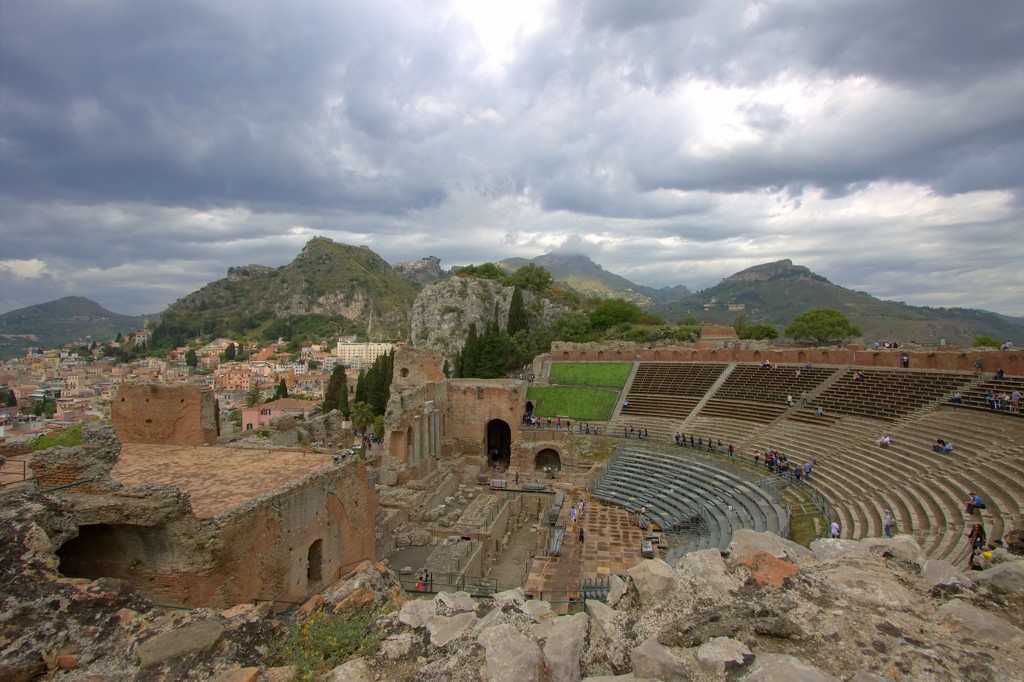The Greek theatre of Taormina by blueberry1222