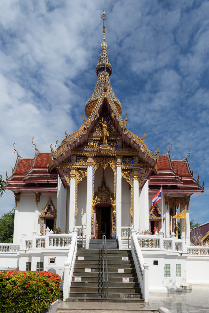 Wat Chaimongkron Royal Monastery, Pattaya. by lumpiniman