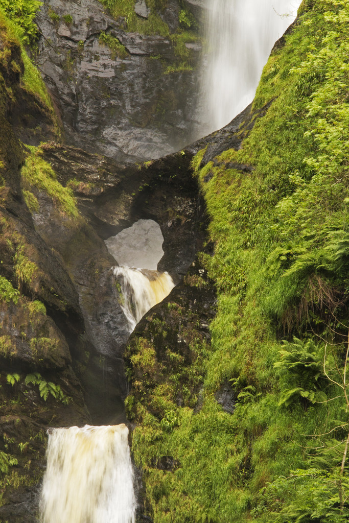 Pistyll Rhaeadr Waterfall by shepherdman
