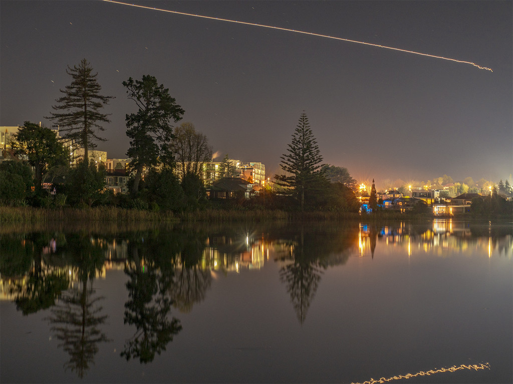 Airplane flying over Waikato Hospital by nickspicsnz