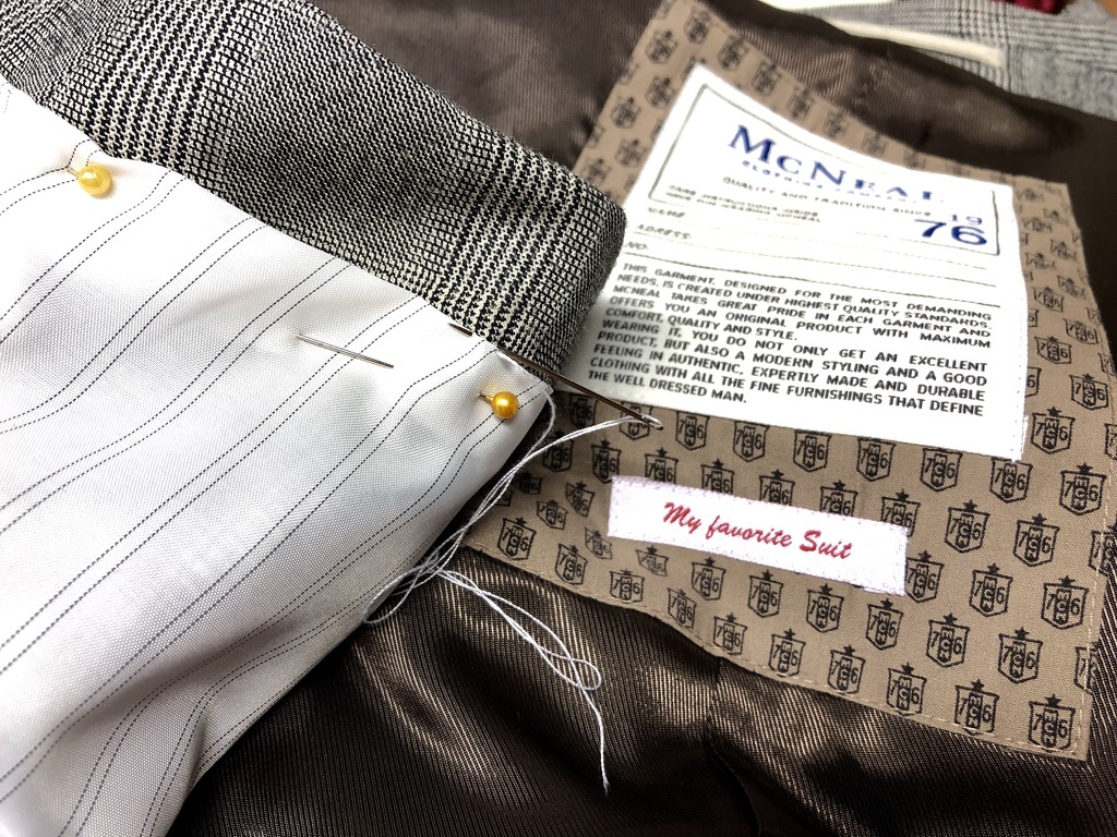 Shortening suit jacket sleeve  by bizziebeeme
