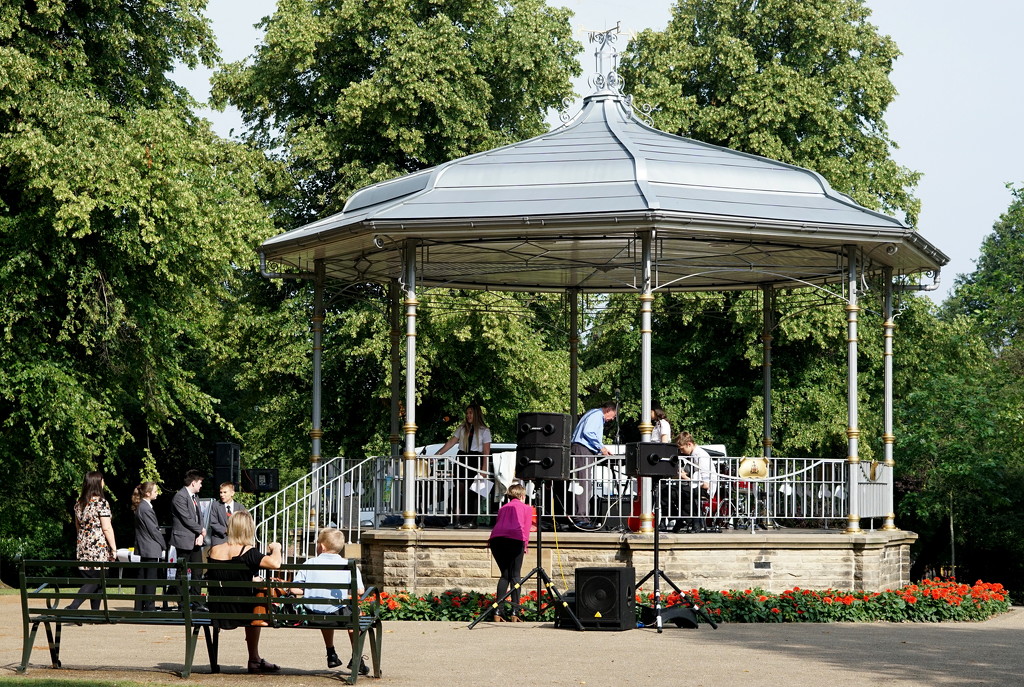 Bandstand , Victoria Park , Ilkeston by phil_howcroft