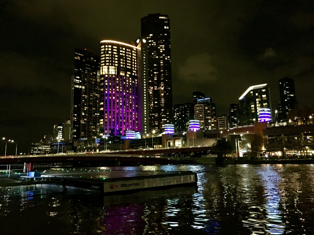 Another Melbourne night scene  by pictureme