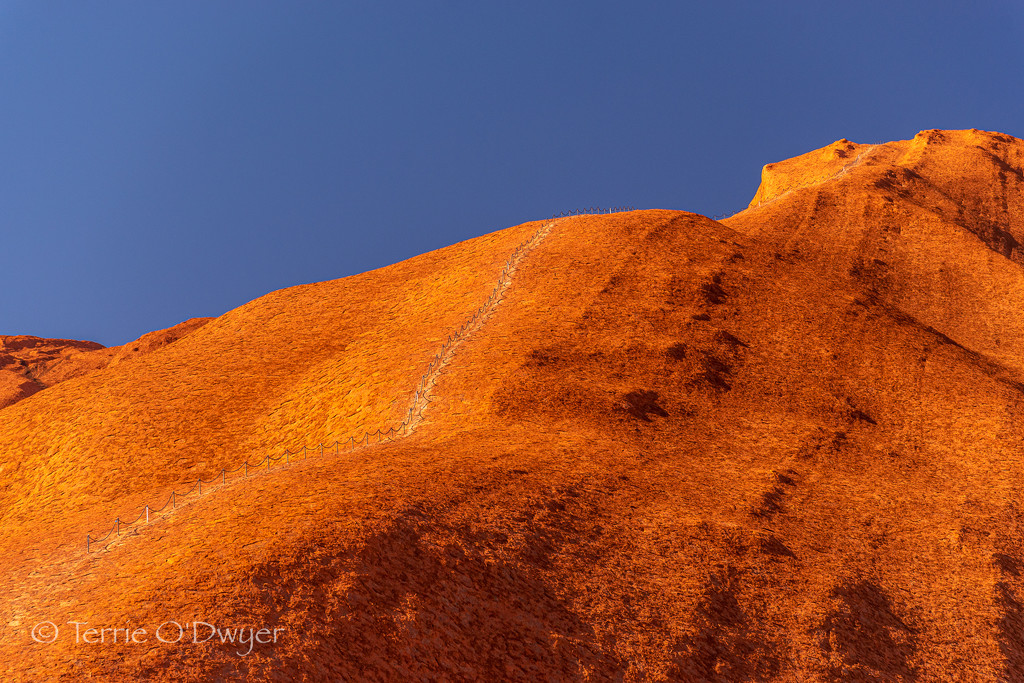 Uluru chain by teodw