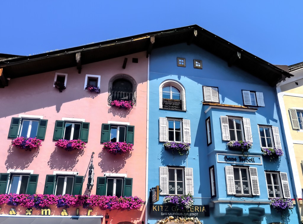 Colourful buildings in Kitzbuehl by ludwigsdiana