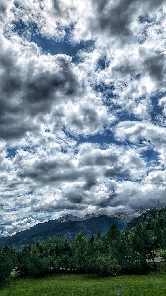 Clouds gathering over the mountains  by caterina