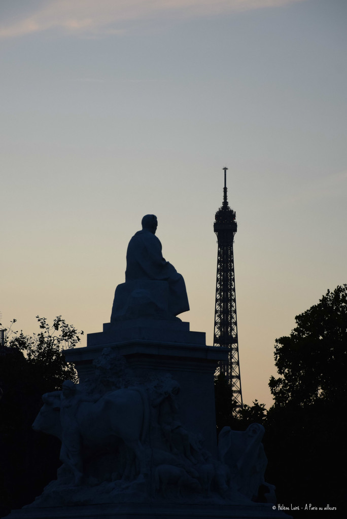 Paris at dusk by parisouailleurs