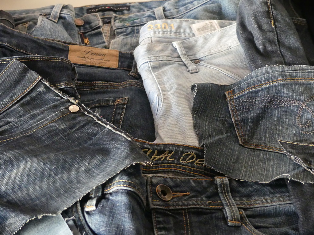 J: Jeans by ideetje