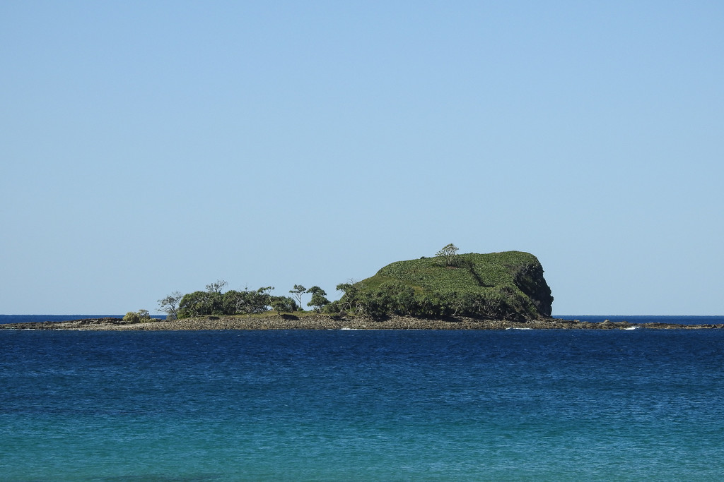 Mudjimba Island by jeneurell