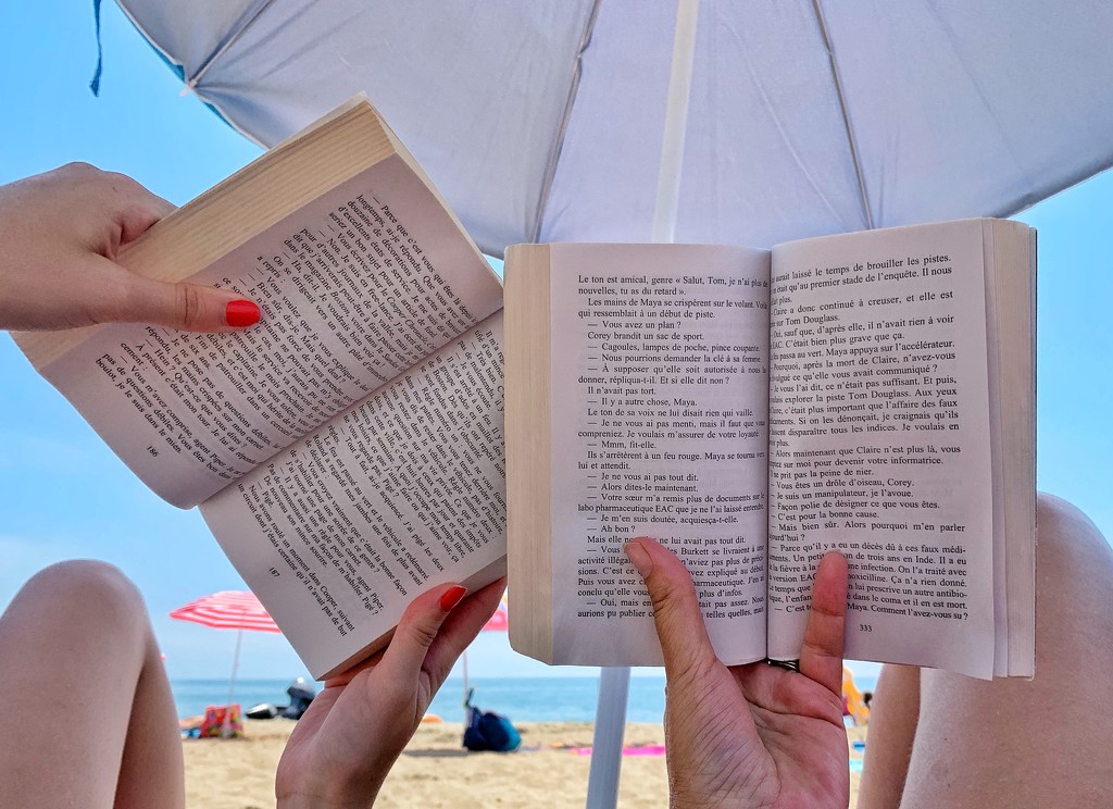 Books at the beach by cocobella