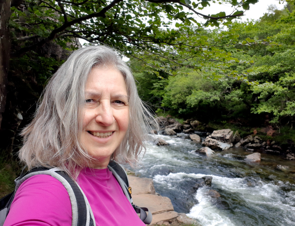 17th June  Aberglaslyn selfie by valpetersen