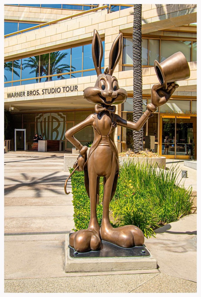 Warner Brothers - Bugs Bunny by paulwbaker