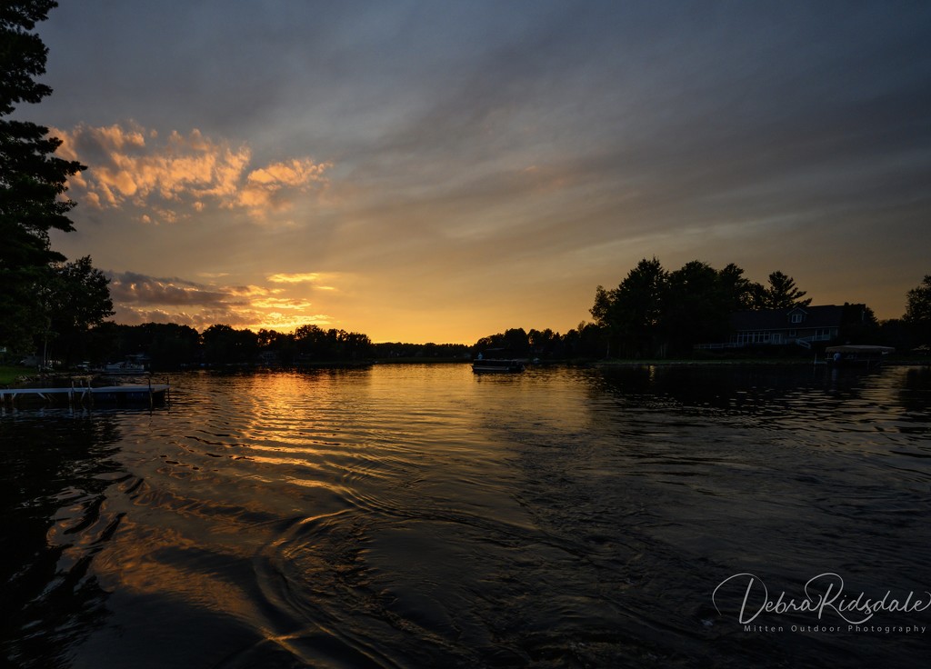 Sunset on Lake Lancer (Michigan) by dridsdale