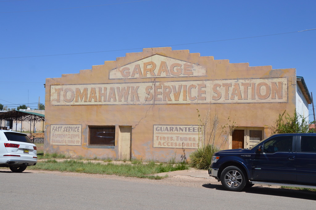 Old Service Station by bigdad