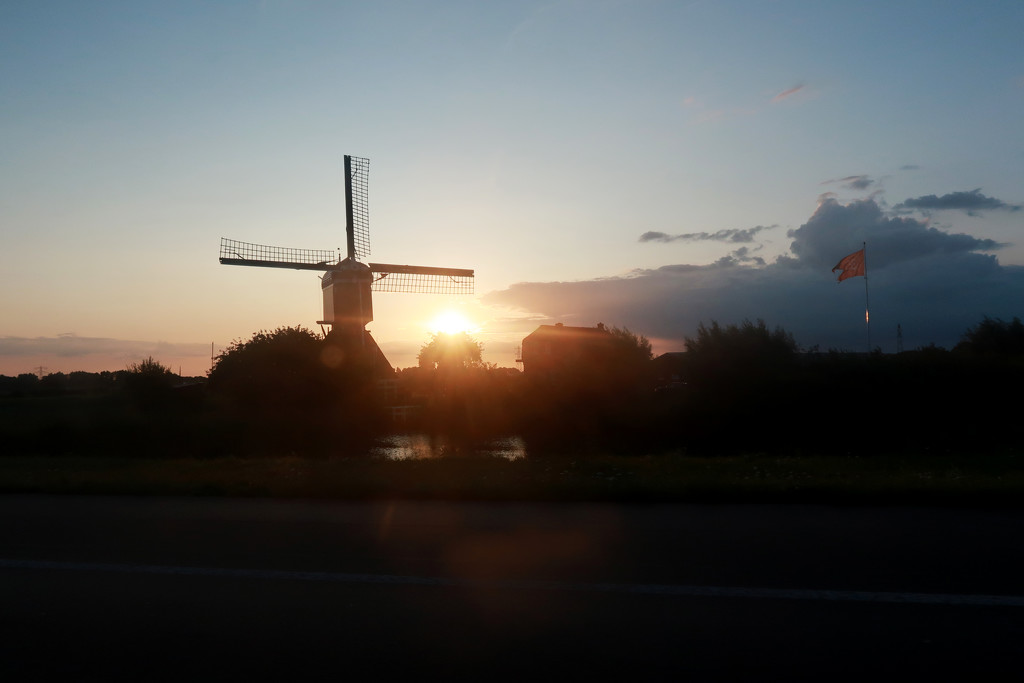 Dutch Sunrise by ingrid01