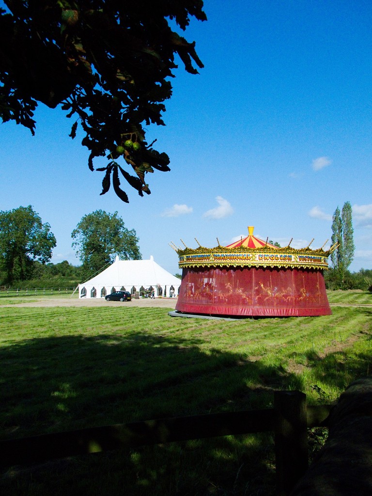 Carousel & Marquee  by allsop