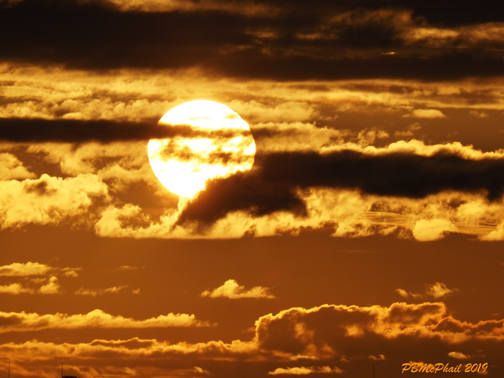 Sun in Clouds 1 by selkie