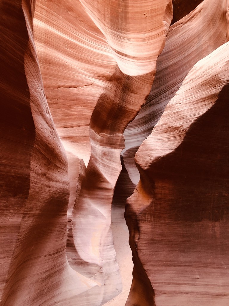Antelope Canyon by kjarn