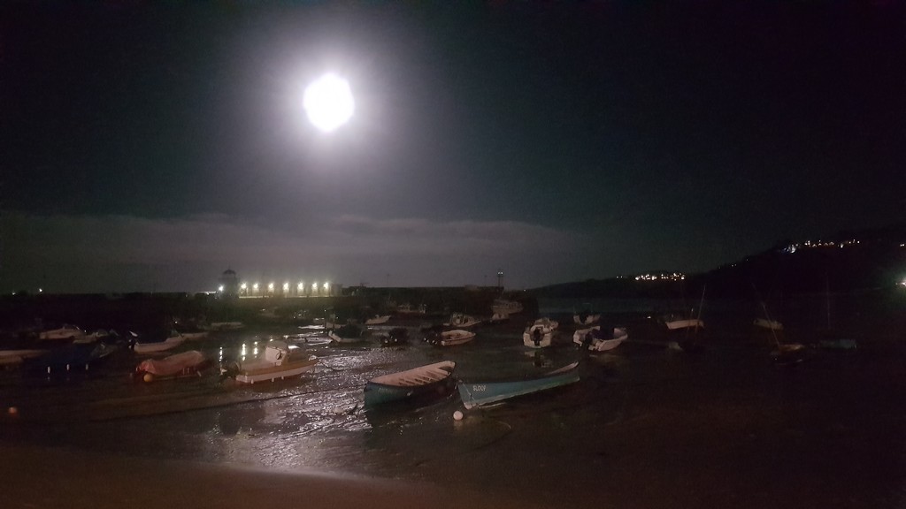 Moonlit harbour by julienne1