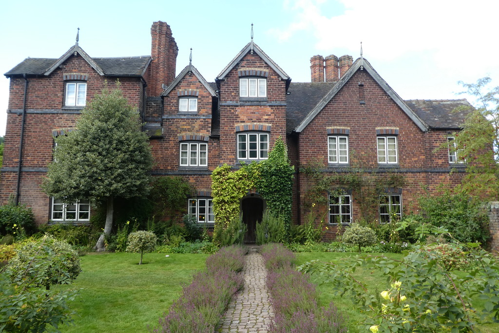 Moseley Old Hall by anniesue