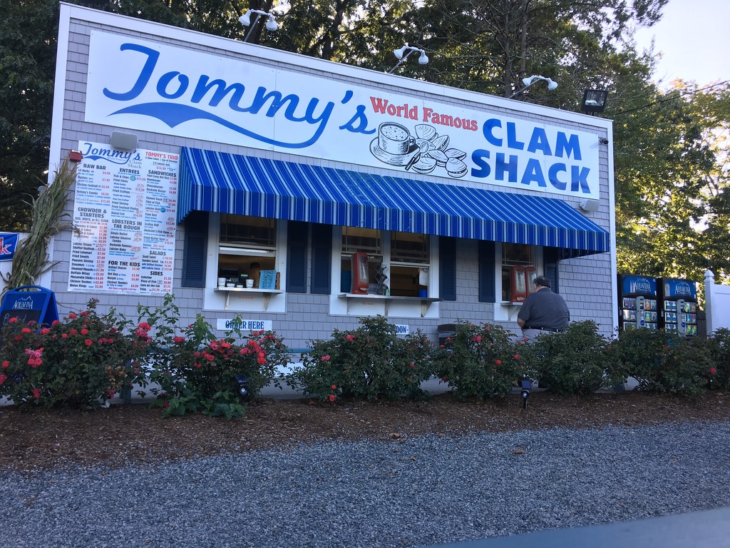 Tommy’s Clam Shack, Rhode Island by clay88