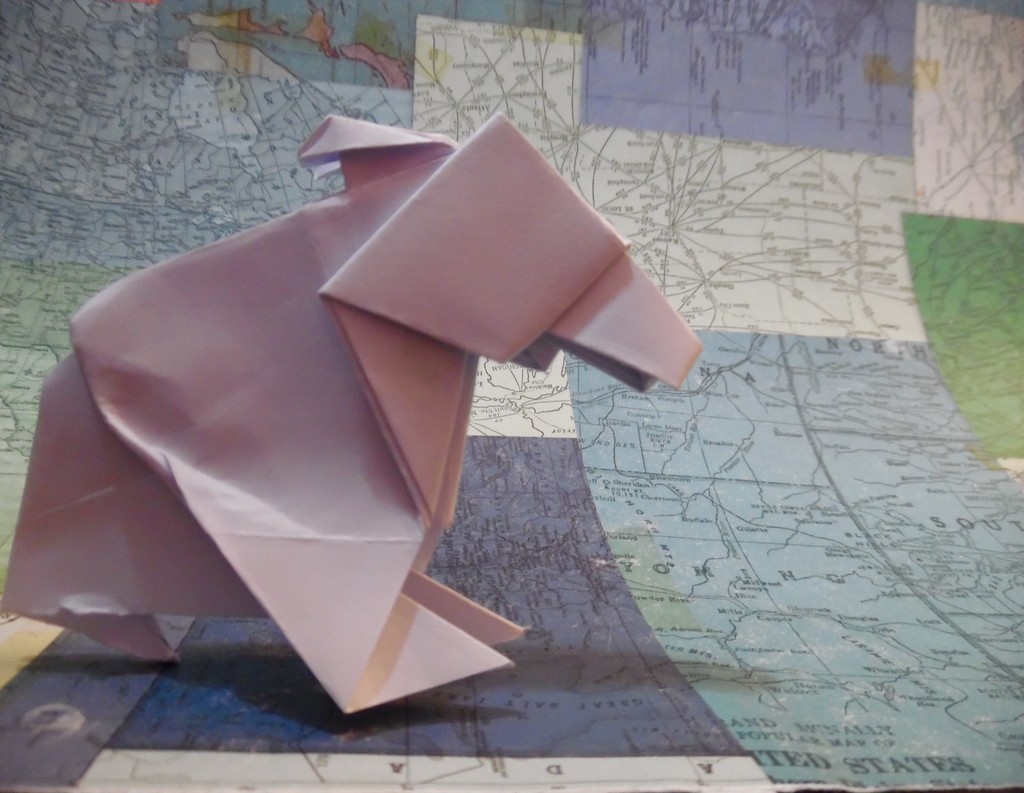 Oso: Origami  by jnadonza