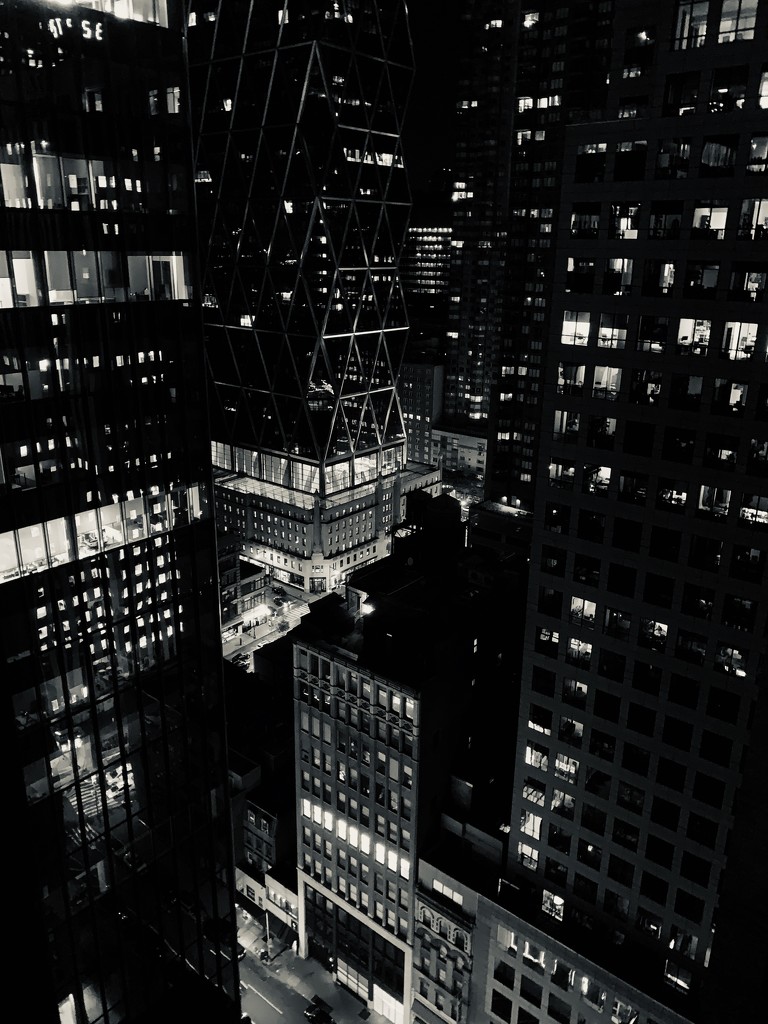 The City that never sleeps by kdrinkie