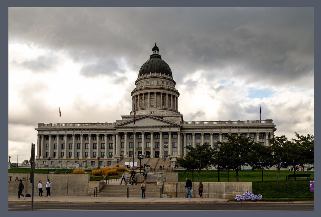 Utah State Capitol by hjbenson