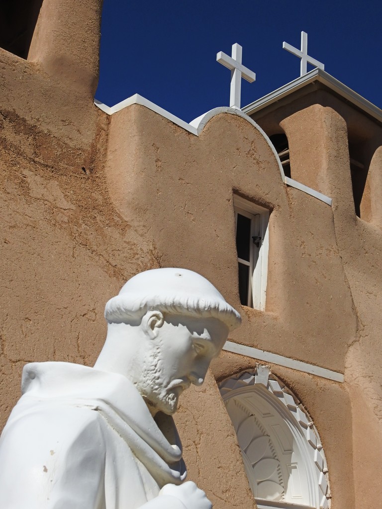 San Francisco de Asis Mission Church, Taos, New Mexico, USA by janeandcharlie