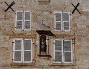 3rd Oct 2019 - 348 - Statue and shutters