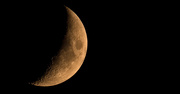 3rd Oct 2019 - Crescent Moon!